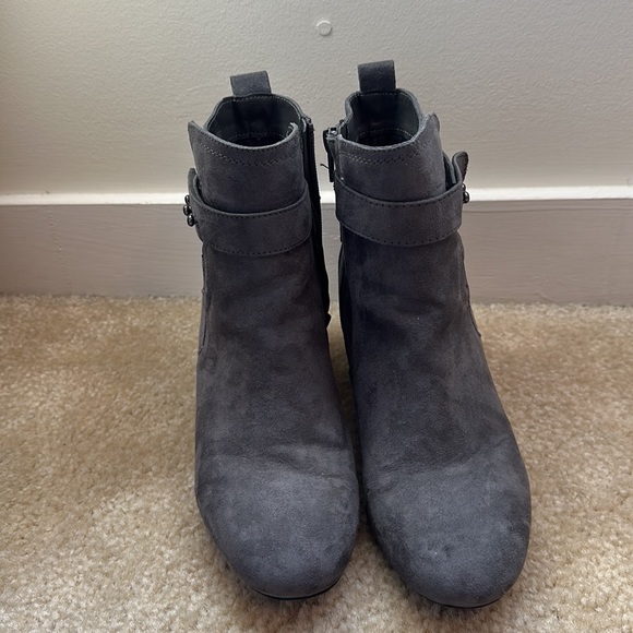 Grey Gray Kelly & Katie Dress Ankle Booties - Picture 2 of 3